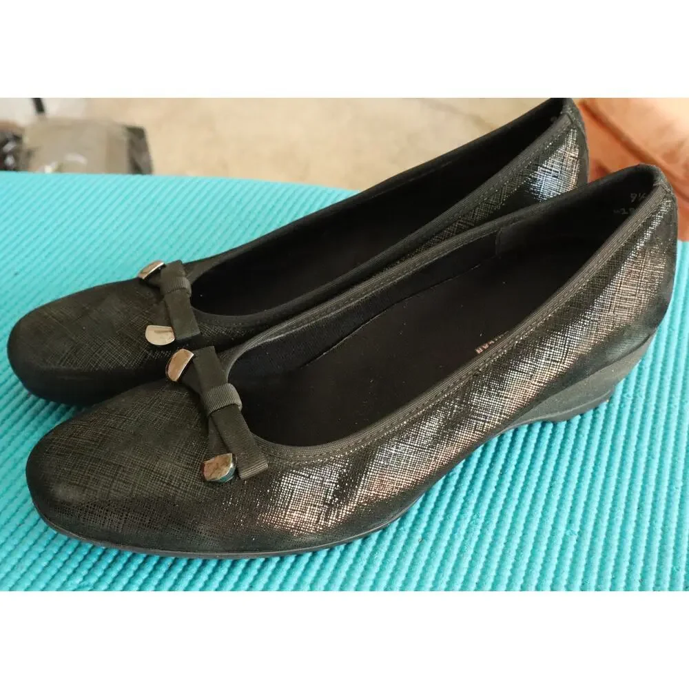 Munro Randa Black Leather Crosshatch Bow Wedge Pump Round Comfort Work 9.5